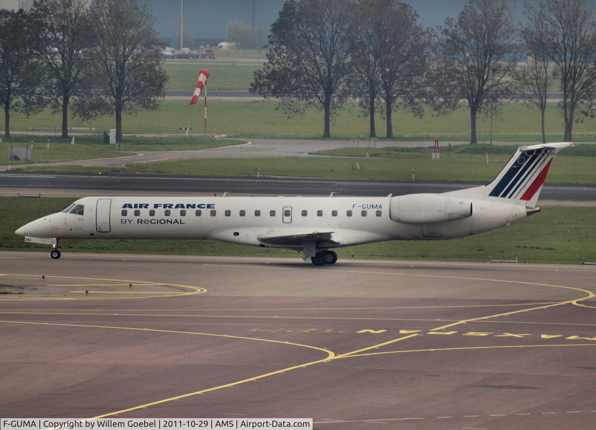 F-GUMA, 2001 Embraer EMB-145MP (ERJ-145MP) C/N 145405, Taxi to the runway24 on Schiphol Airport
