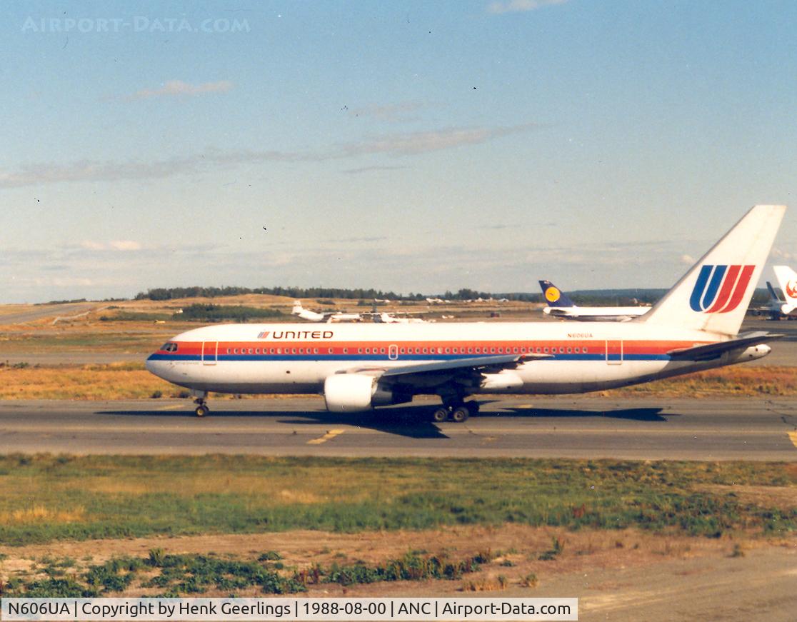 N606UA, 1982 Boeing 767-222 C/N 21867, United