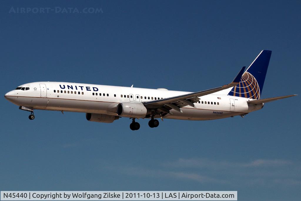N45440, 2009 Boeing 737-924/ER C/N 33535, visitor