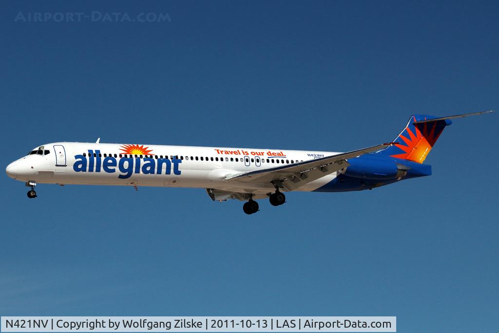 N421NV, 1991 McDonnell Douglas MD-83 (DC-9-83) C/N 53275, visitor