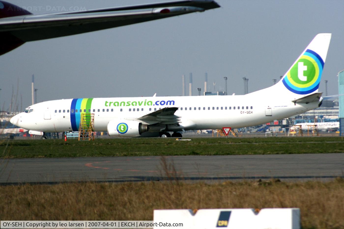 OY-SEH, 1999 Boeing 737-85H C/N 29444, CPH 1.4.07