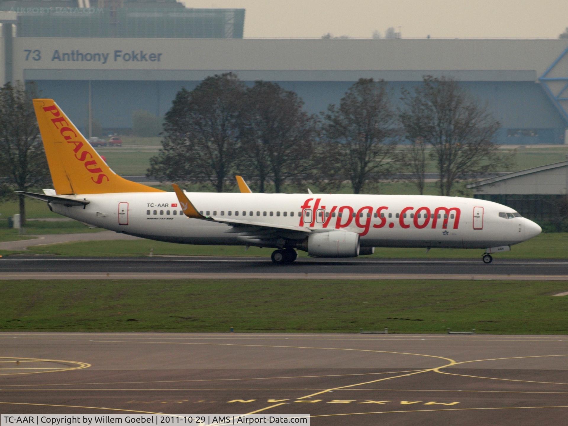 TC-AAR, 2000 Boeing 737-86N C/N 28624, Taxi to the runway24 on Schiphol Airport