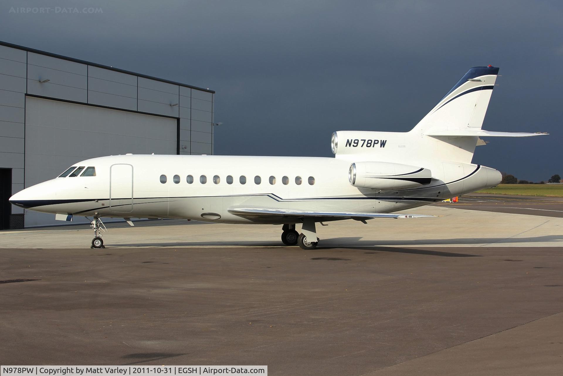 N978PW, 1994 Dassault Falcon 900B C/N 125, Sat on stand at Saxon Air.
