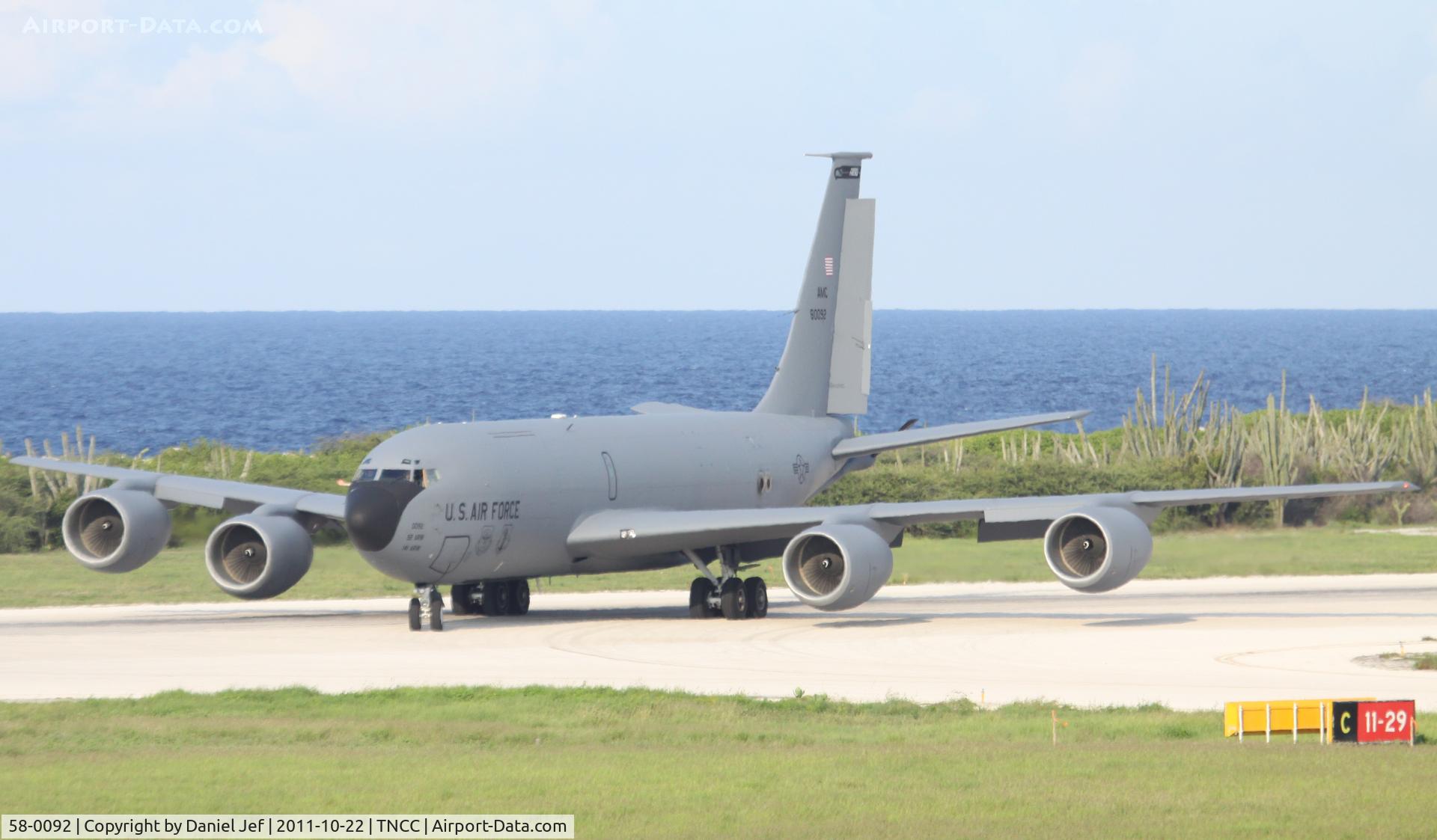 58-0092, 1958 Boeing KC-135R Stratotanker C/N 17837, Strato taxing for parking at TNCC