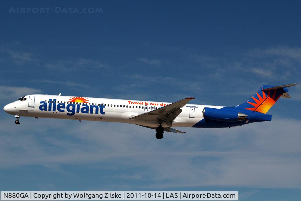 N880GA, 1991 McDonnell Douglas MD-83 (DC-9-83) C/N 49625, visitor