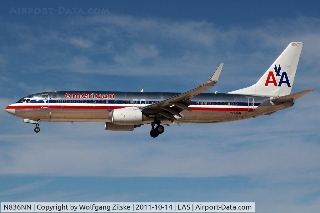 N836NN, 2010 Boeing 737-823 C/N 31095, visitor