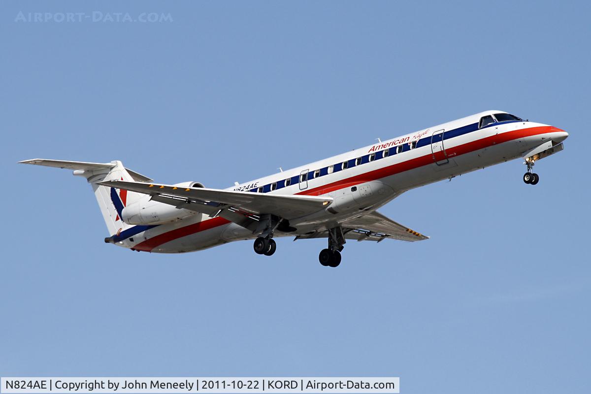 N824AE, 2002 Embraer ERJ-140LR (EMB-135KL) C/N 145584, Short final for 14R
