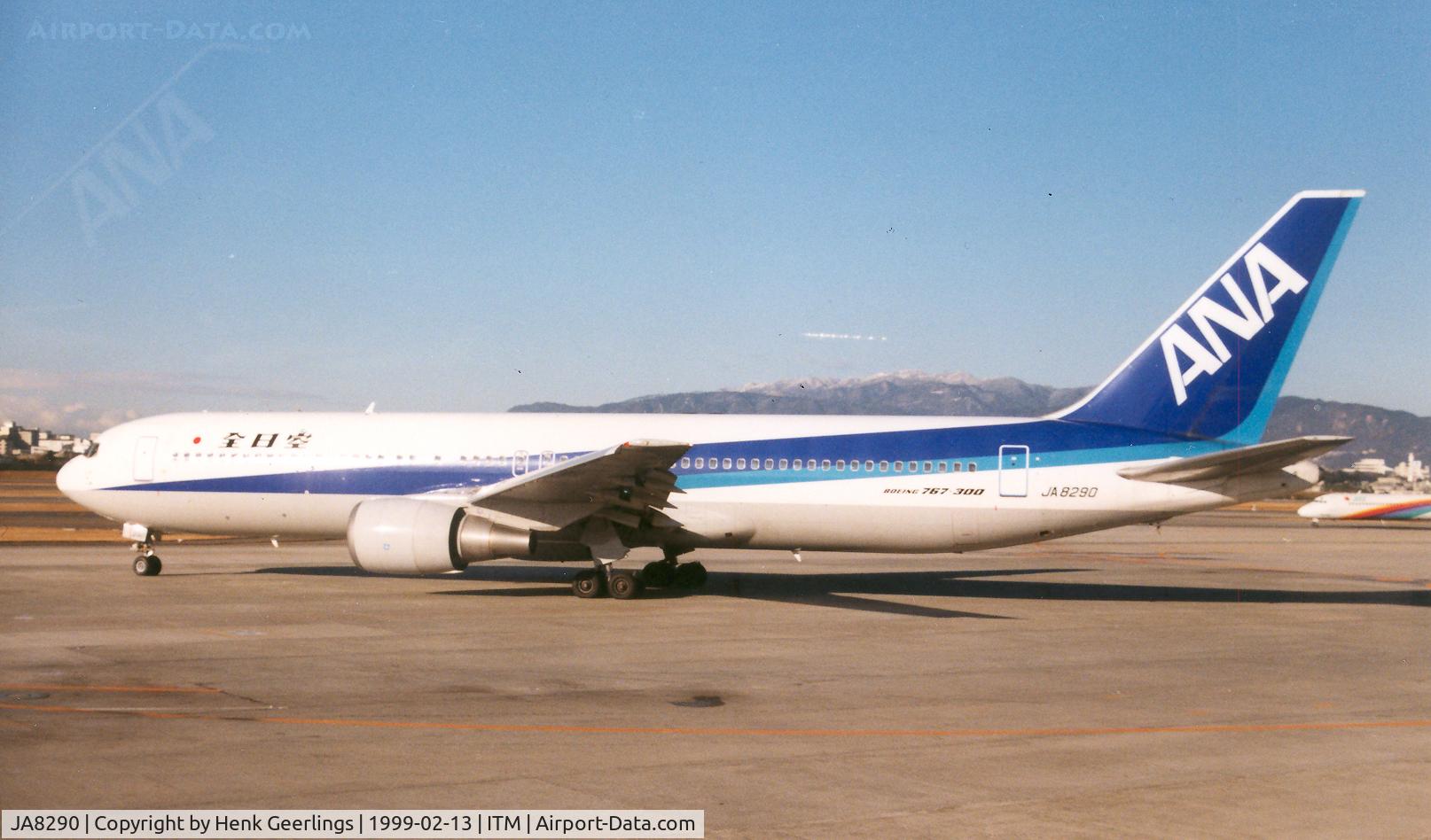 JA8290, 1989 Boeing 767-381 C/N 24417, ANA