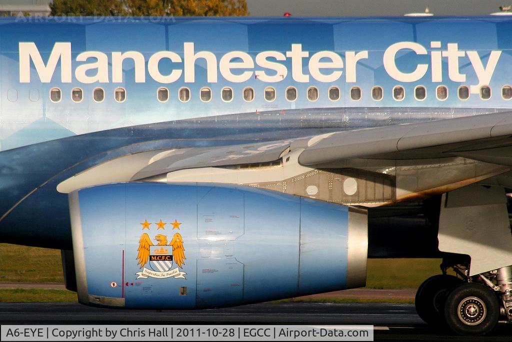 A6-EYE, 2005 Airbus A330-243 C/N 688, MCFC crest on the engine cover