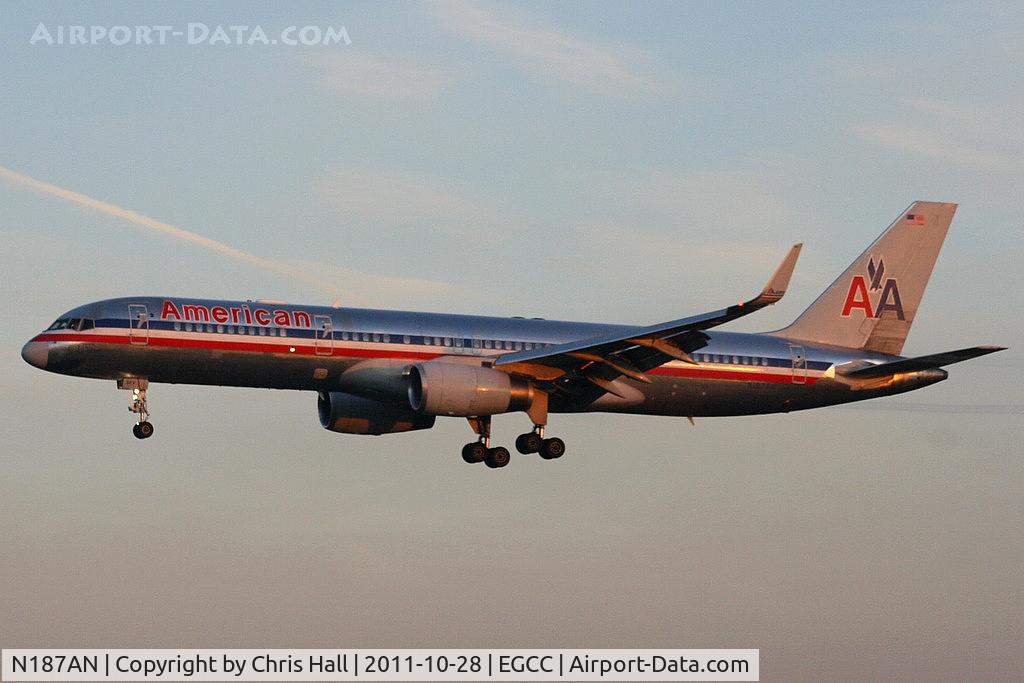N187AN, 2001 Boeing 757-223 C/N 32381, American Airlines
