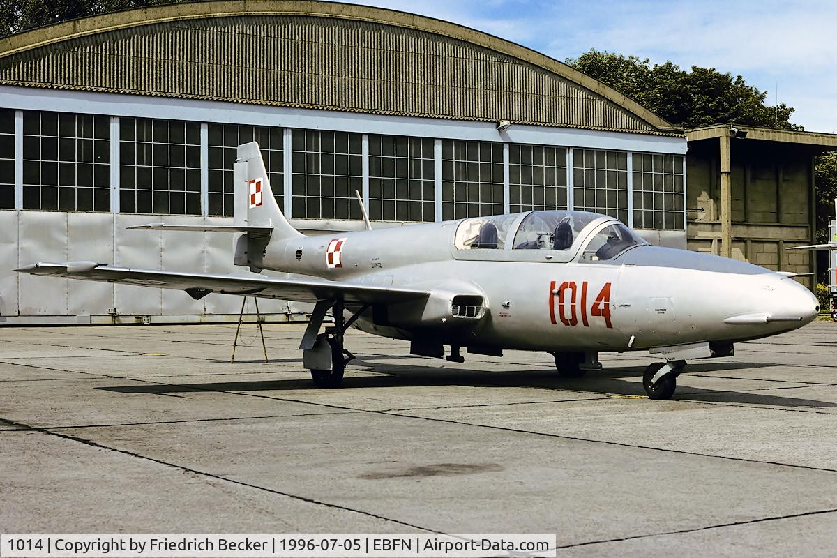 1014, PZL-Mielec TS-11 Iskra C/N 1H-1014, static display