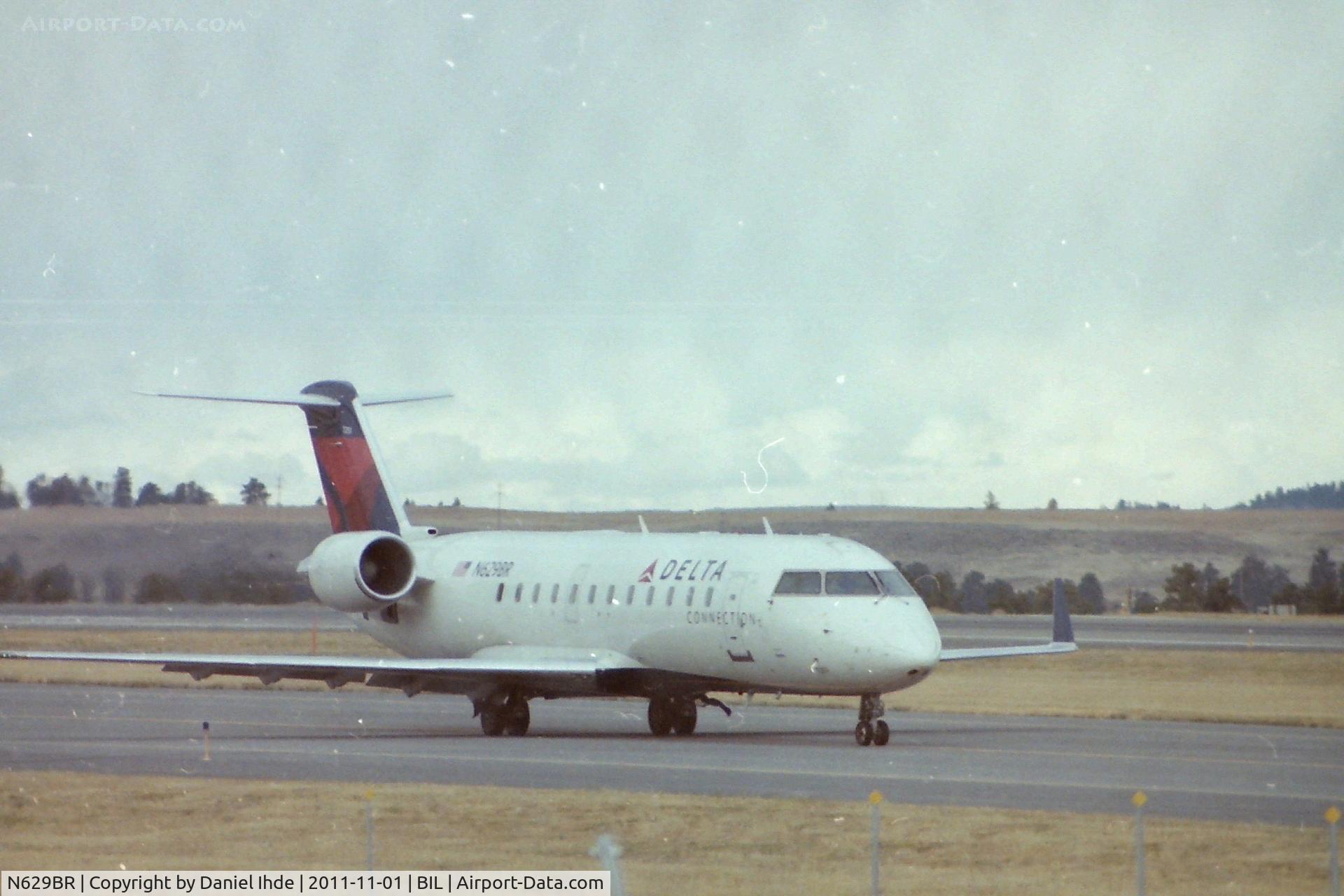 N629BR, 1998 Bombardier CRJ-200ER (CL-600-2B19) C/N 7251, Bombardier CL-600 @ BIL
Expired Fuji Superia