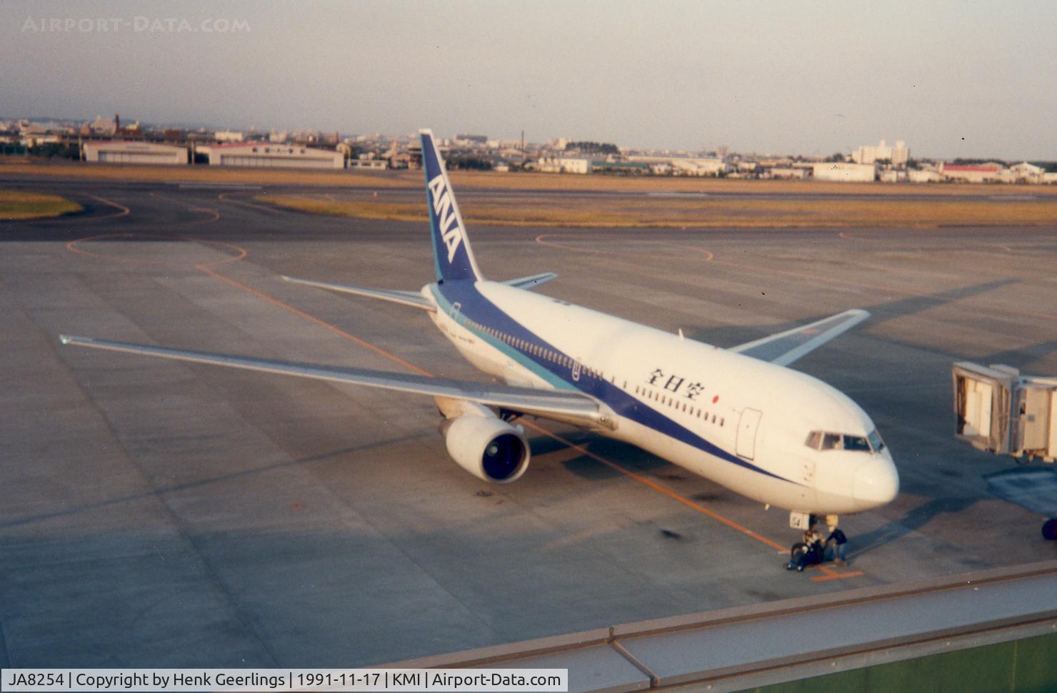 JA8254, 1987 Boeing 767-281 C/N 23433, ANA