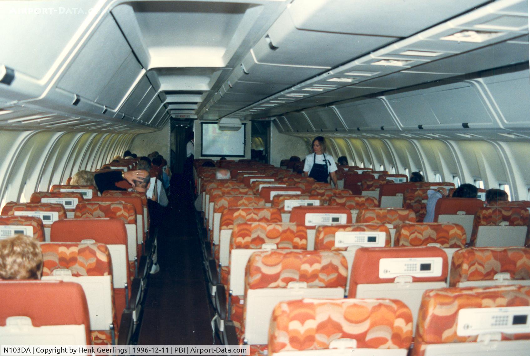 N103DA, 1982 Boeing 767-232 C/N 22215, Delta , Coach Class