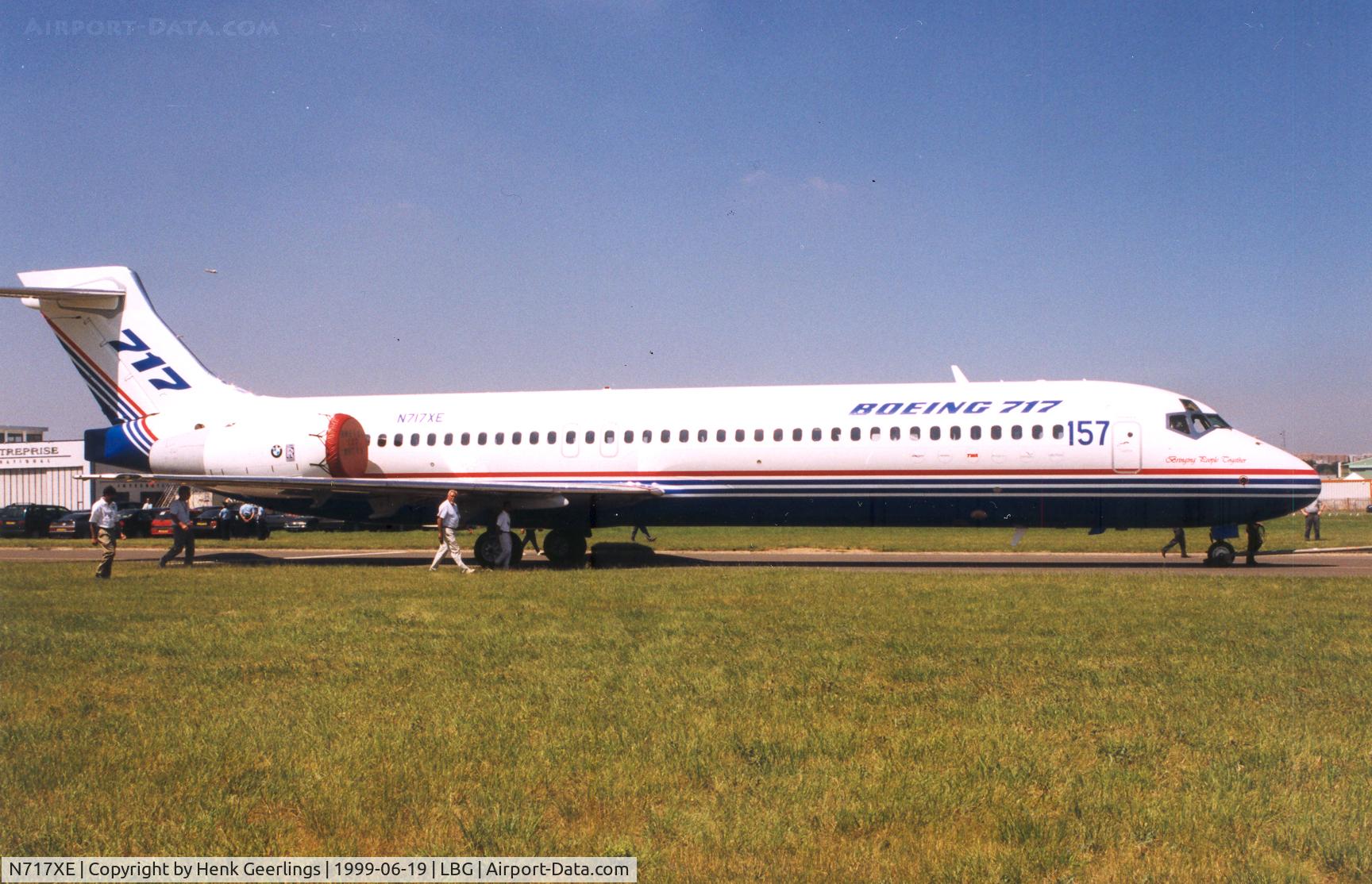 N717XE, 1999 Boeing 717-2BD C/N 55004, Paris Le Bourget Air Show 1999