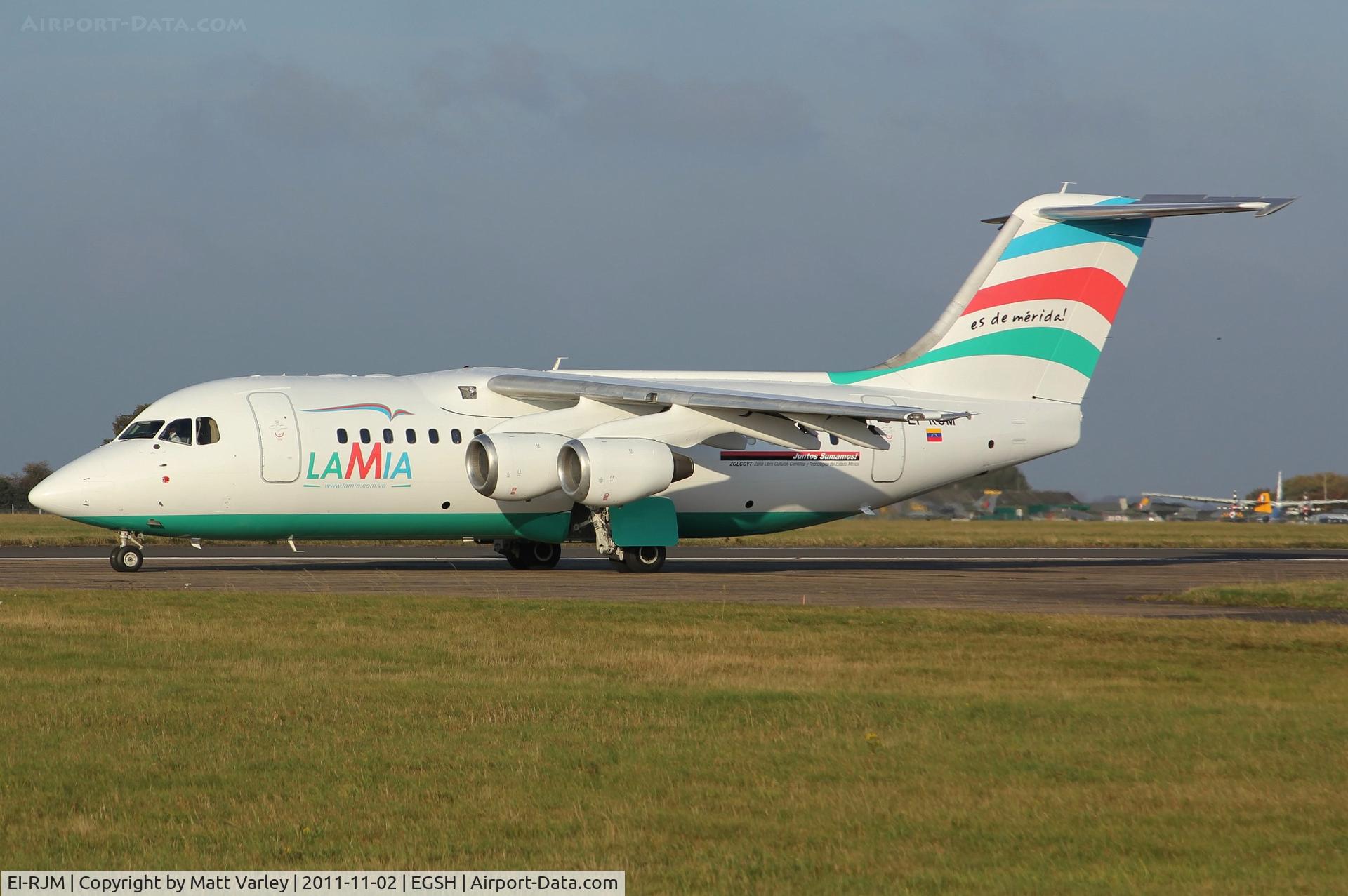 EI-RJM, 1999 British Aerospace Avro 146-RJ85A C/N E2350, Departing EGSH