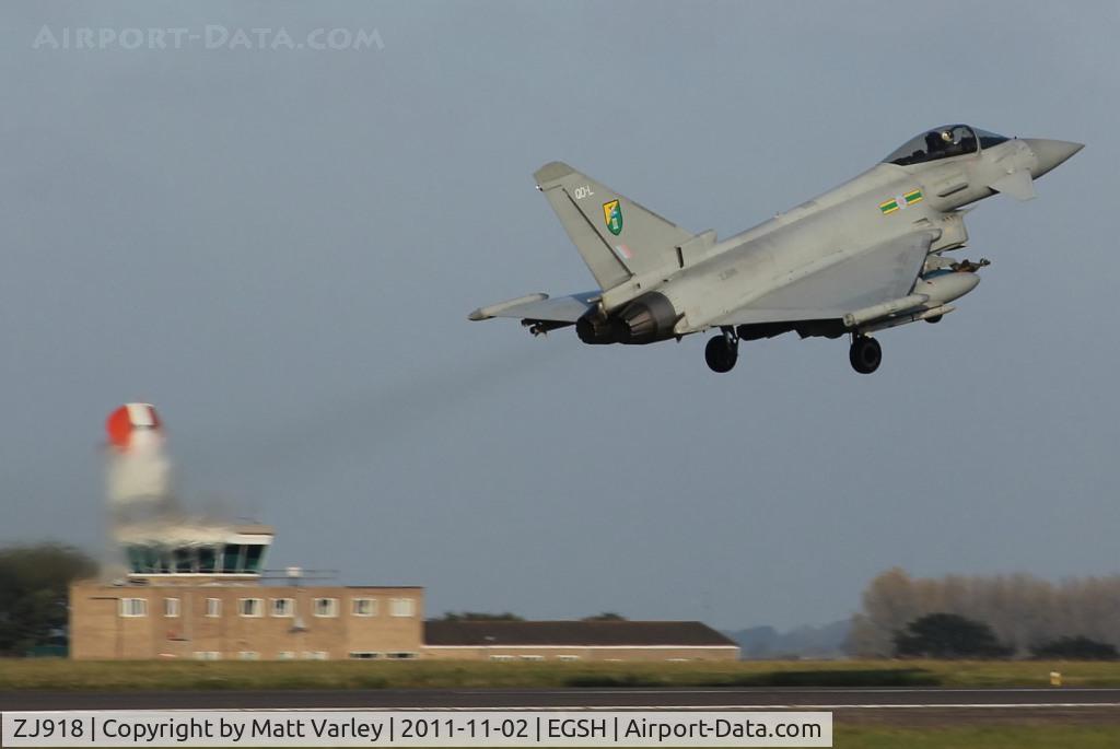 ZJ918, 2005 Eurofighter EF-2000 Typhoon FGR4 C/N 0062/BS009, Performing a low approach at EGSH.