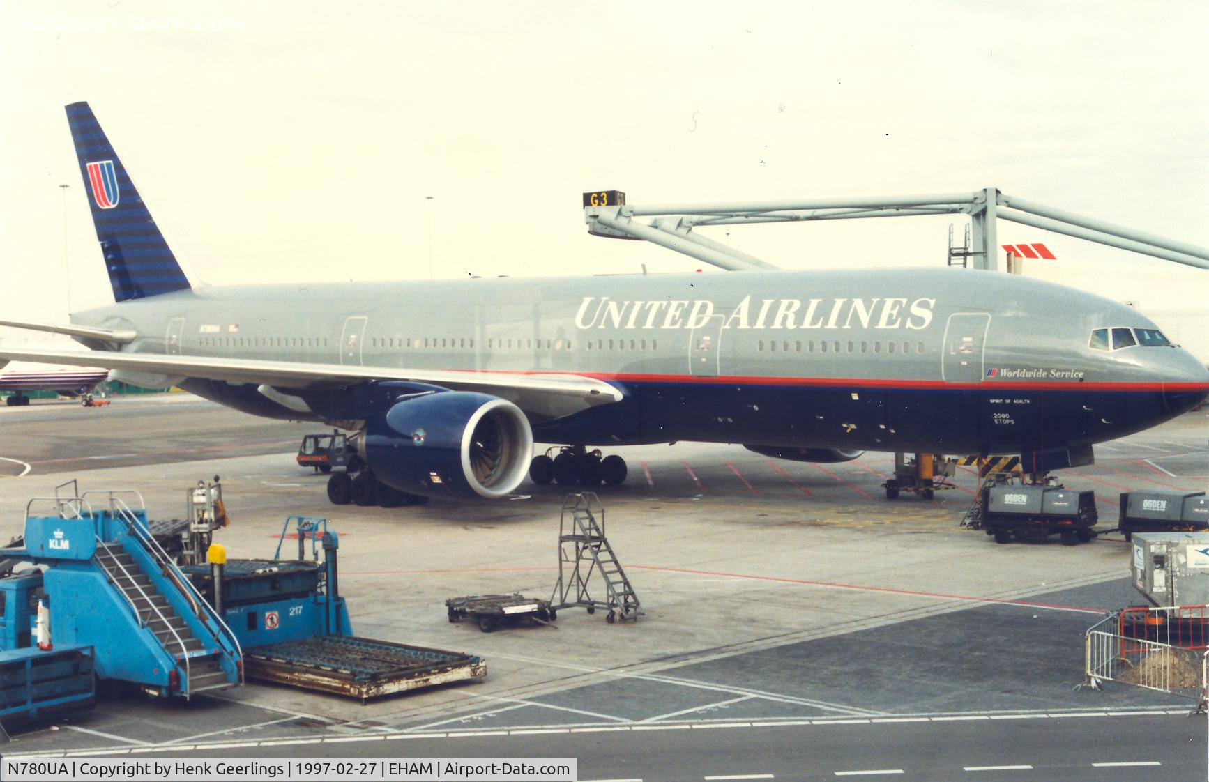 N780UA, 1996 Boeing 777-222 C/N 26944, United