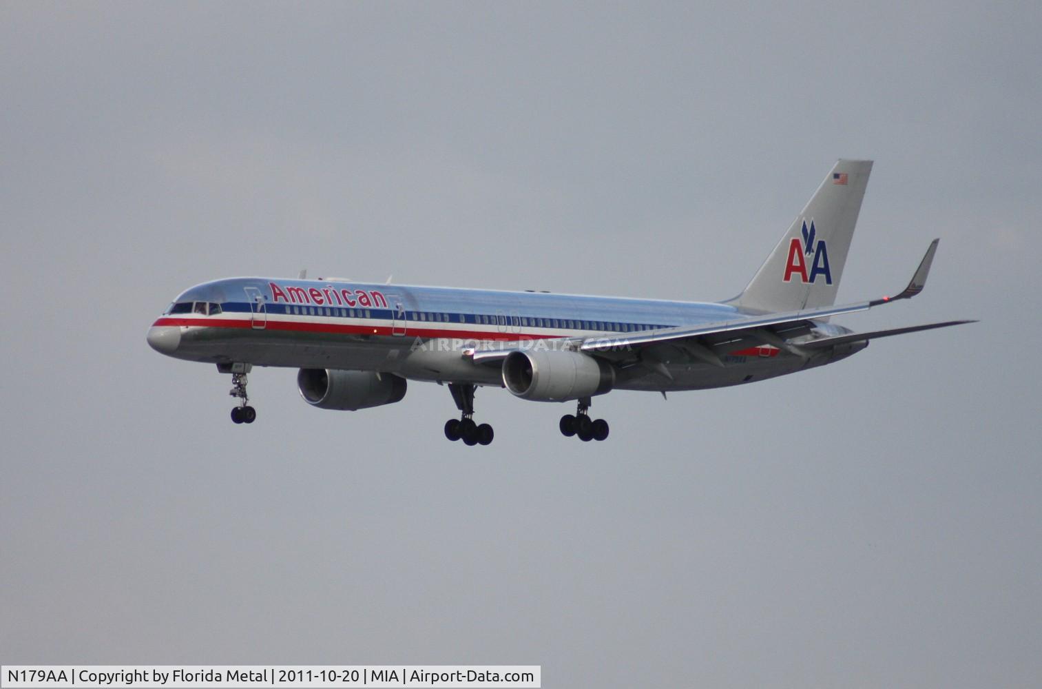 N179AA, 2002 Boeing 757-223 C/N 32397, American 757