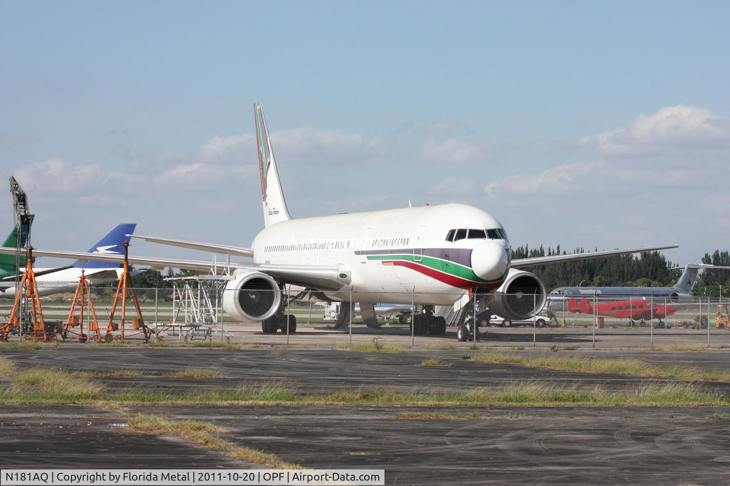 N181AQ, 1989 Boeing 767-3P6/ER C/N 24485, Gulf Air Falcon 767-300