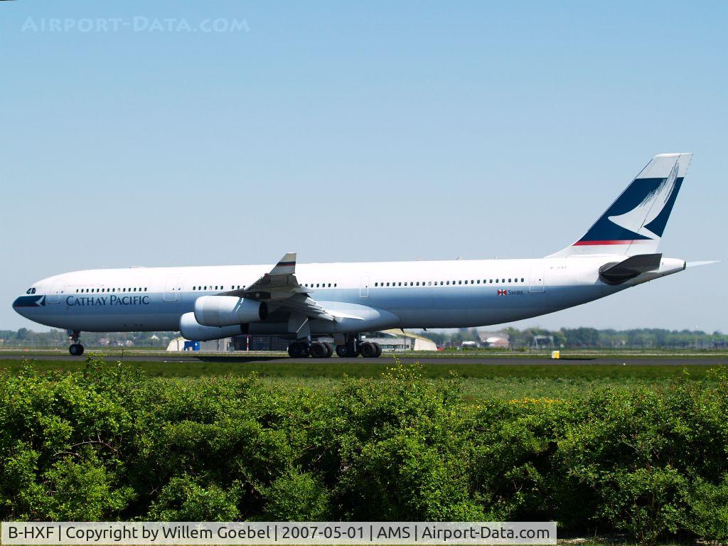B-HXF, Airbus A340-313 C/N 160, Landing on Schiphol Airport on runway 18R