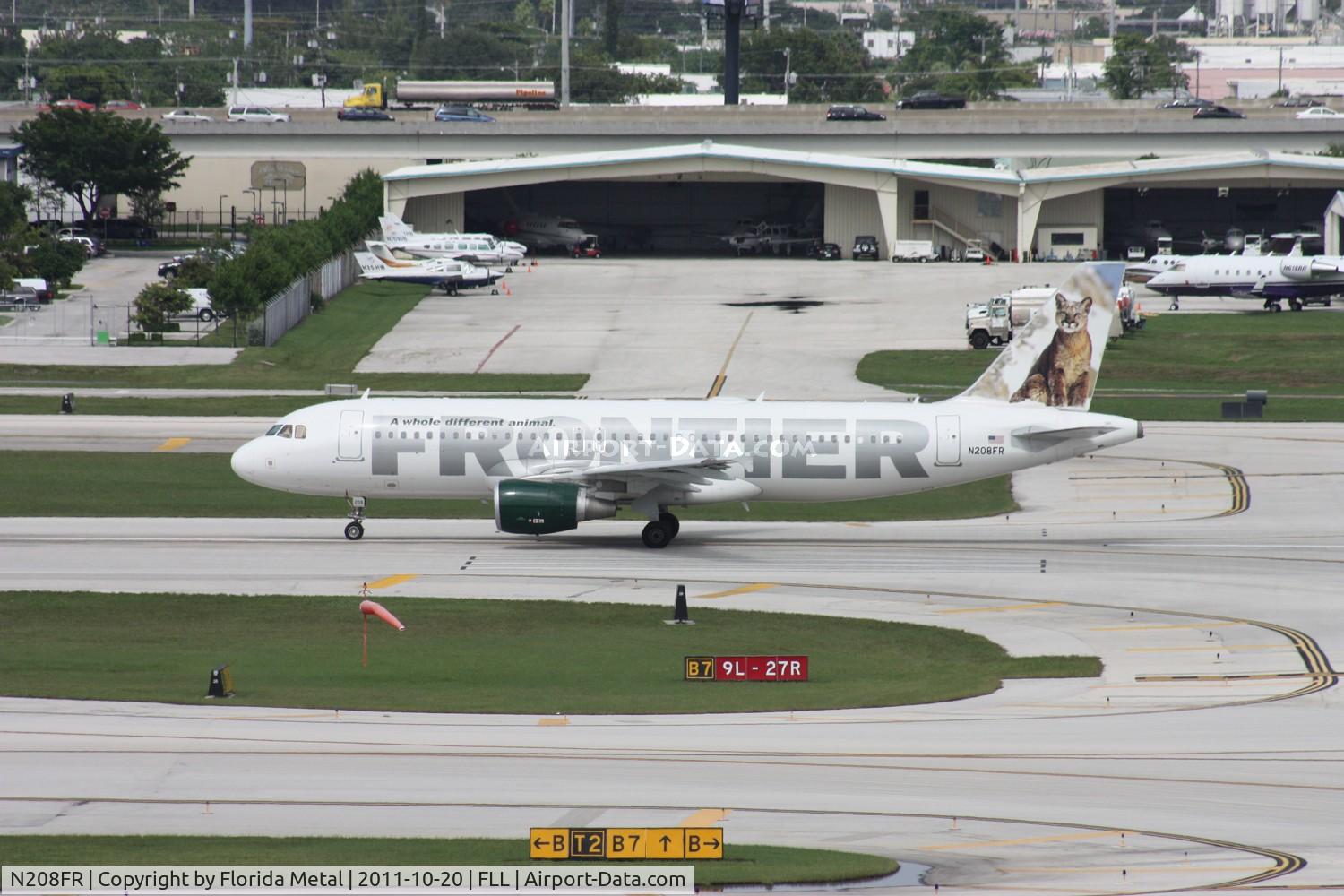 N208FR, 2011 Airbus A320-214 C/N 4562, Charlie the Cougar
