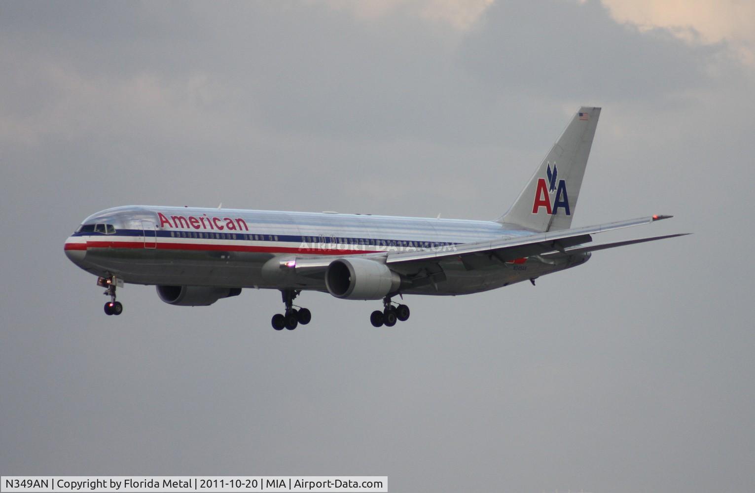 N349AN, 2003 Boeing 767-323 C/N 33088, American 767