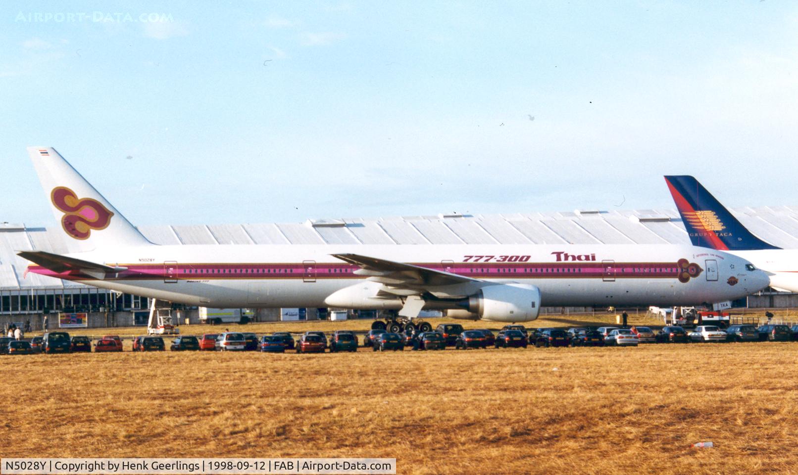 N5028Y, 1998 Boeing 777-3DY C/N 29150, Thai , Farnborough Air Show. Plane became  regi HS-TKA
pf Thai