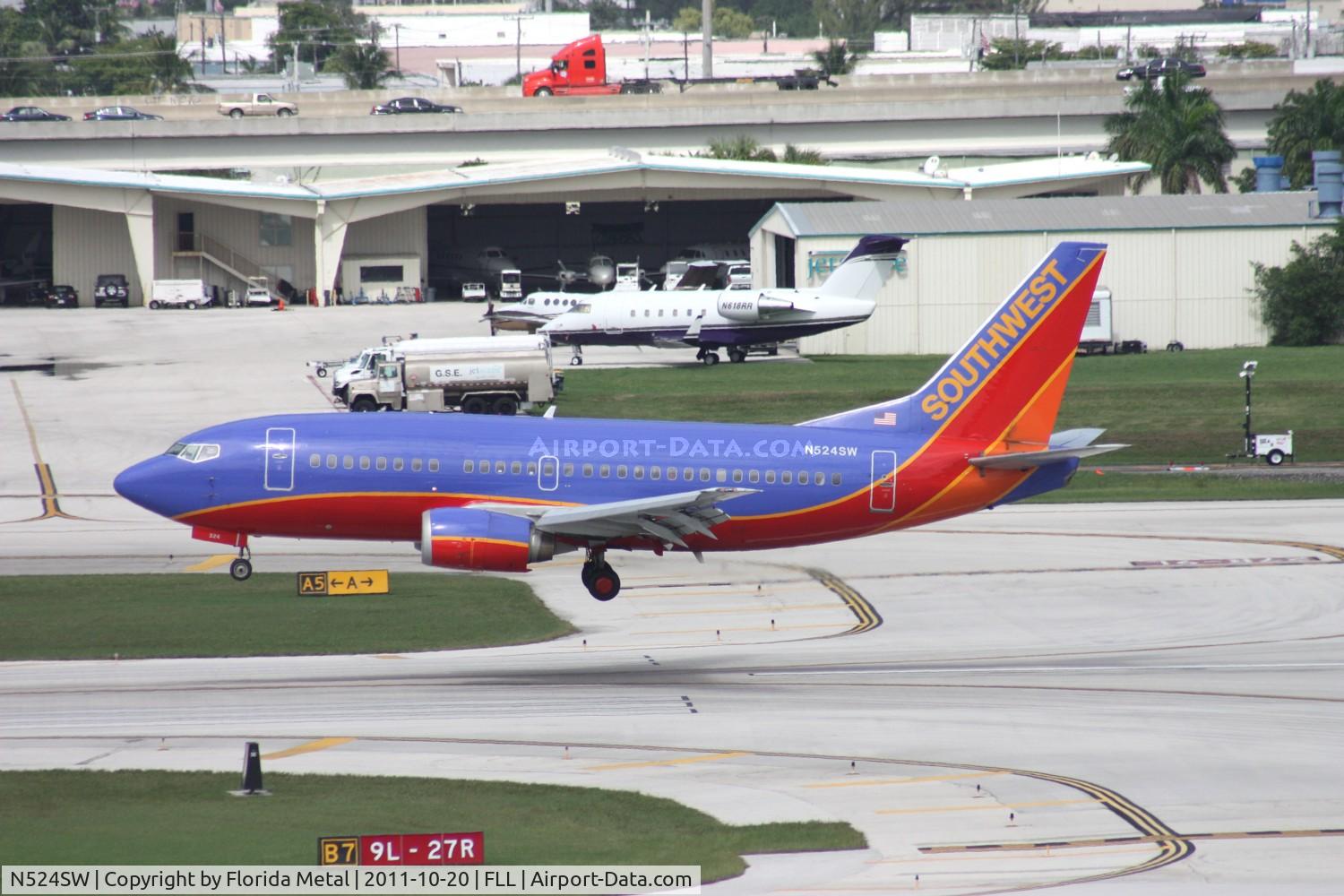N524SW, 1992 Boeing 737-5H4 C/N 26566, Southwest 737