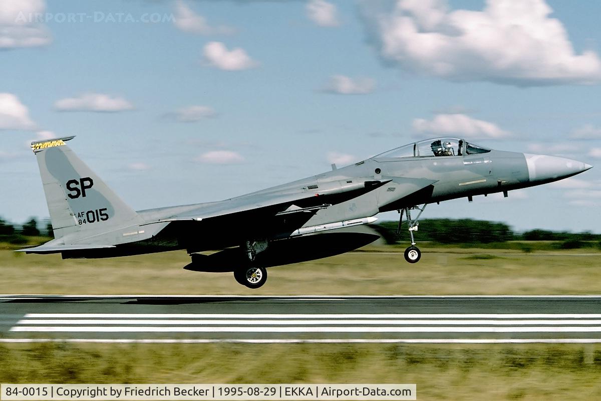 84-0015, 1984 McDonnell Douglas F-15C Eagle C/N 0925/C318, moments prior touchdown