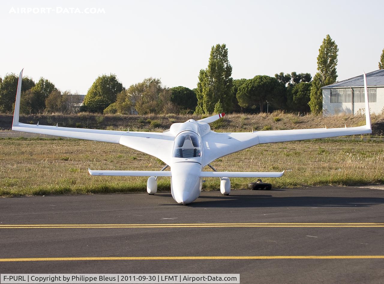 F-PURL, Rutan Long-EZ C/N 127, Facing the large canard at the 