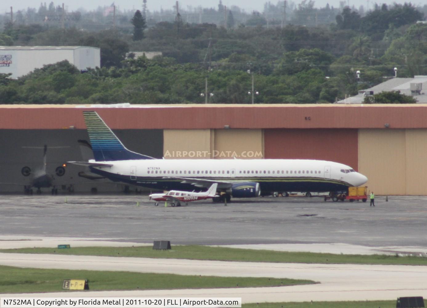 N752MA, 1996 Boeing 737-48E C/N 28198, Miami Air 737-400