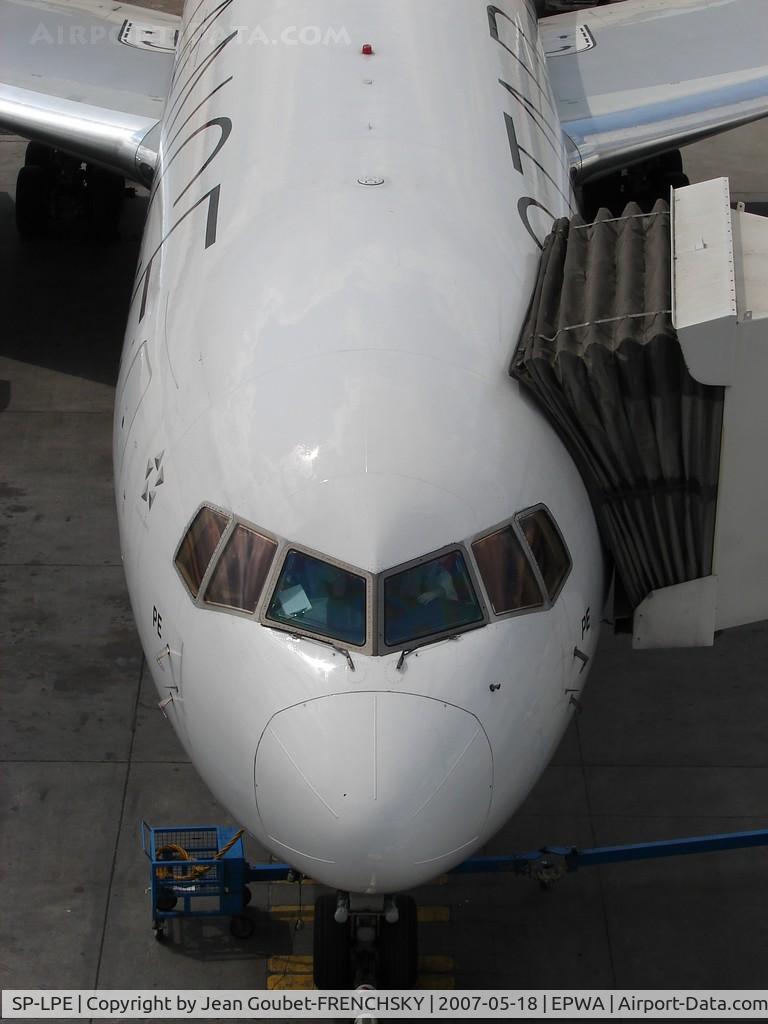 SP-LPE, 1990 Boeing 767-341/ER C/N 24843, au parking