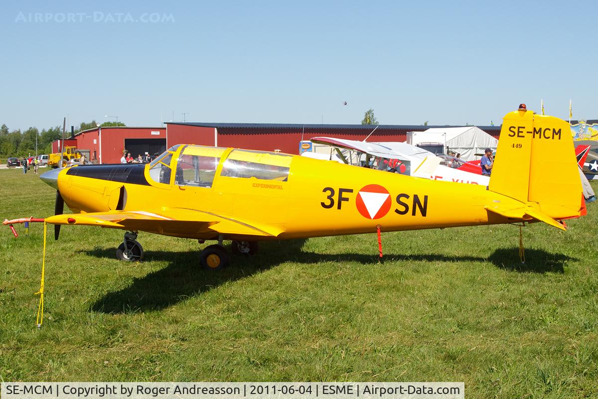 SE-MCM, Saab 91D Safir C/N 91-449, At EAA FlyIn