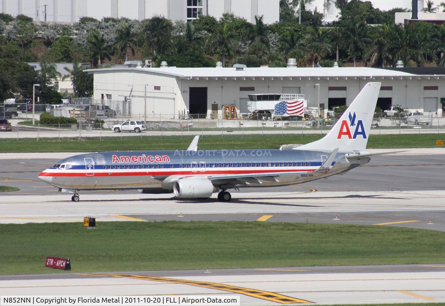 N852NN, 2010 Boeing 737-823 C/N 40581, American 737