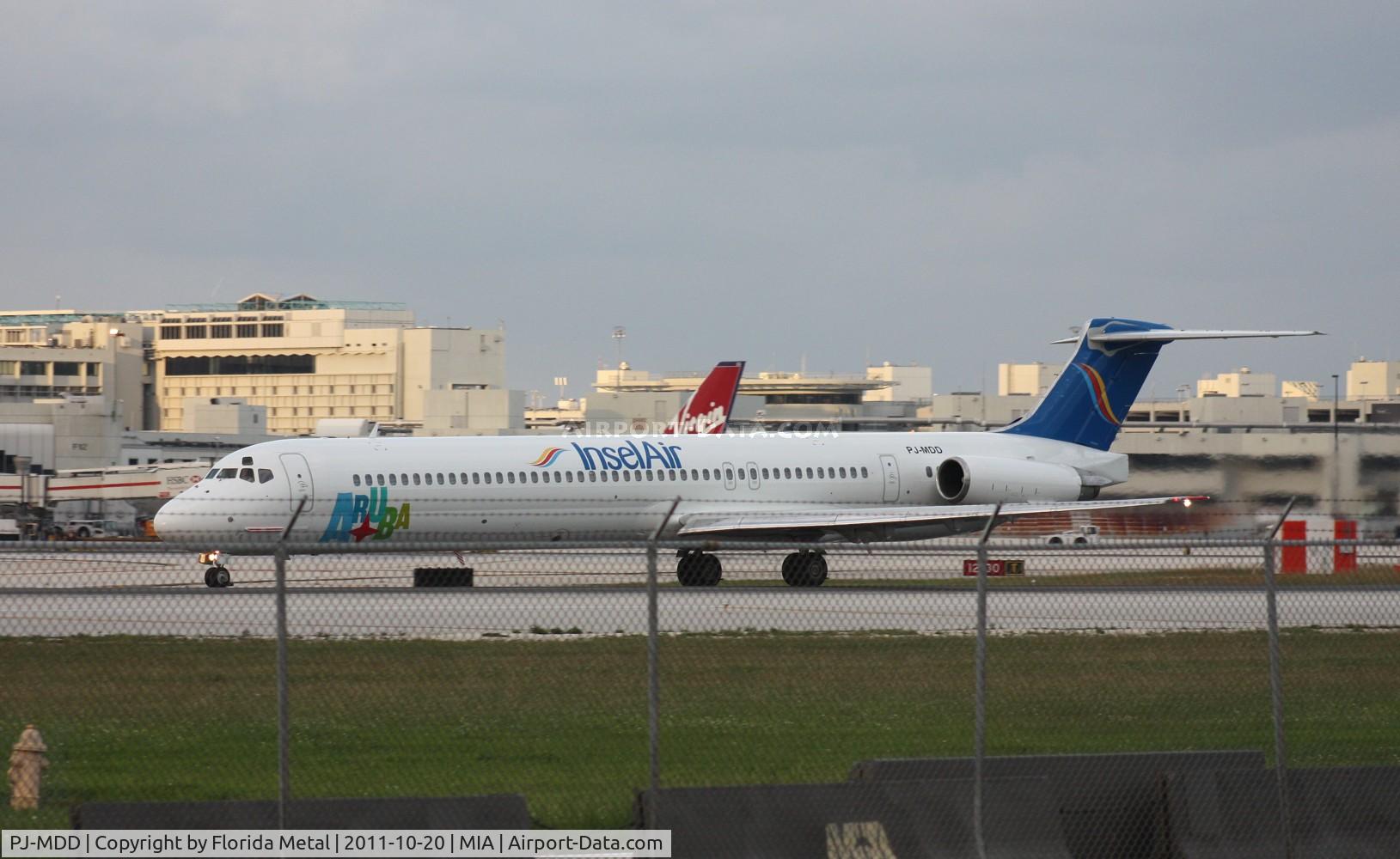 PJ-MDD, 1990 McDonnell Douglas MD-82 (DC-9-82) C/N 49972, Insel Air Aruba