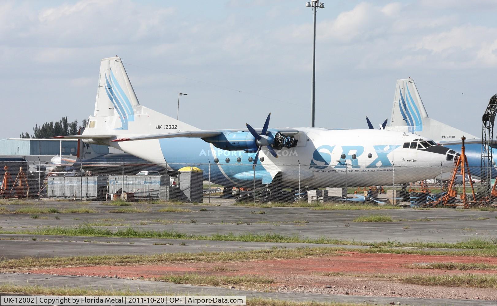 UK-12002, Antonov An-12BP C/N 402002, Avia Leasing AN-12