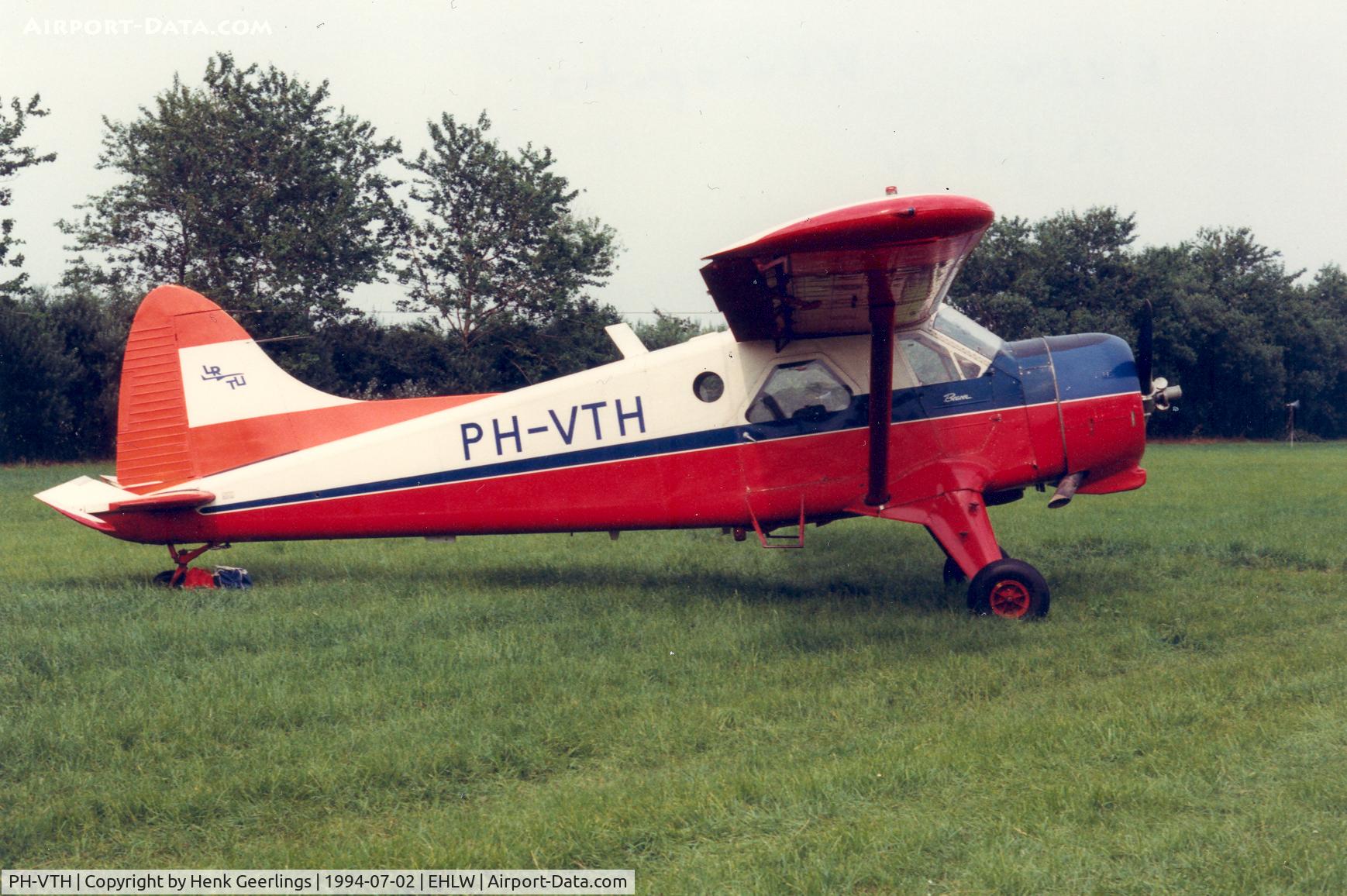 PH-VTH, De Havilland Canada DHC-2 Beaver Mk.I C/N 1244, TU-Delft , Technical University. Openday RNLA at Leeuwarden AFB