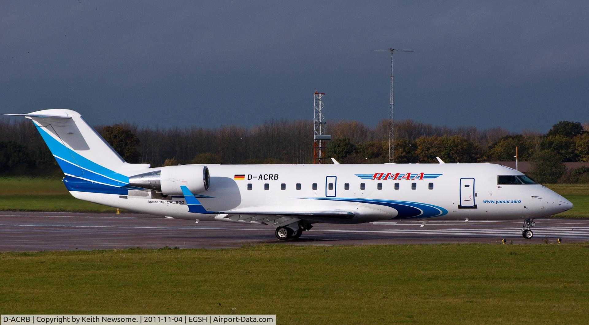 D-ACRB, 2001 Canadair CRJ-200ER (CL-600-2B19) C/N 7570, Final turn before leaving Norwich for Exeter.