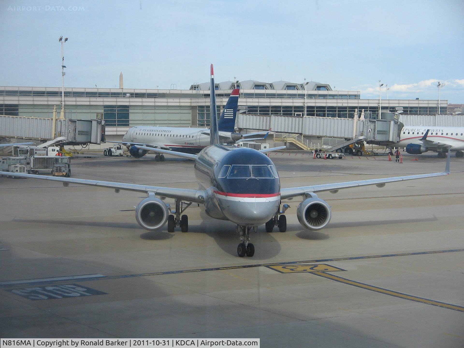 N816MA, 2004 Embraer 170SU (ERJ-170-100SU) C/N 17000037, DCA, VA