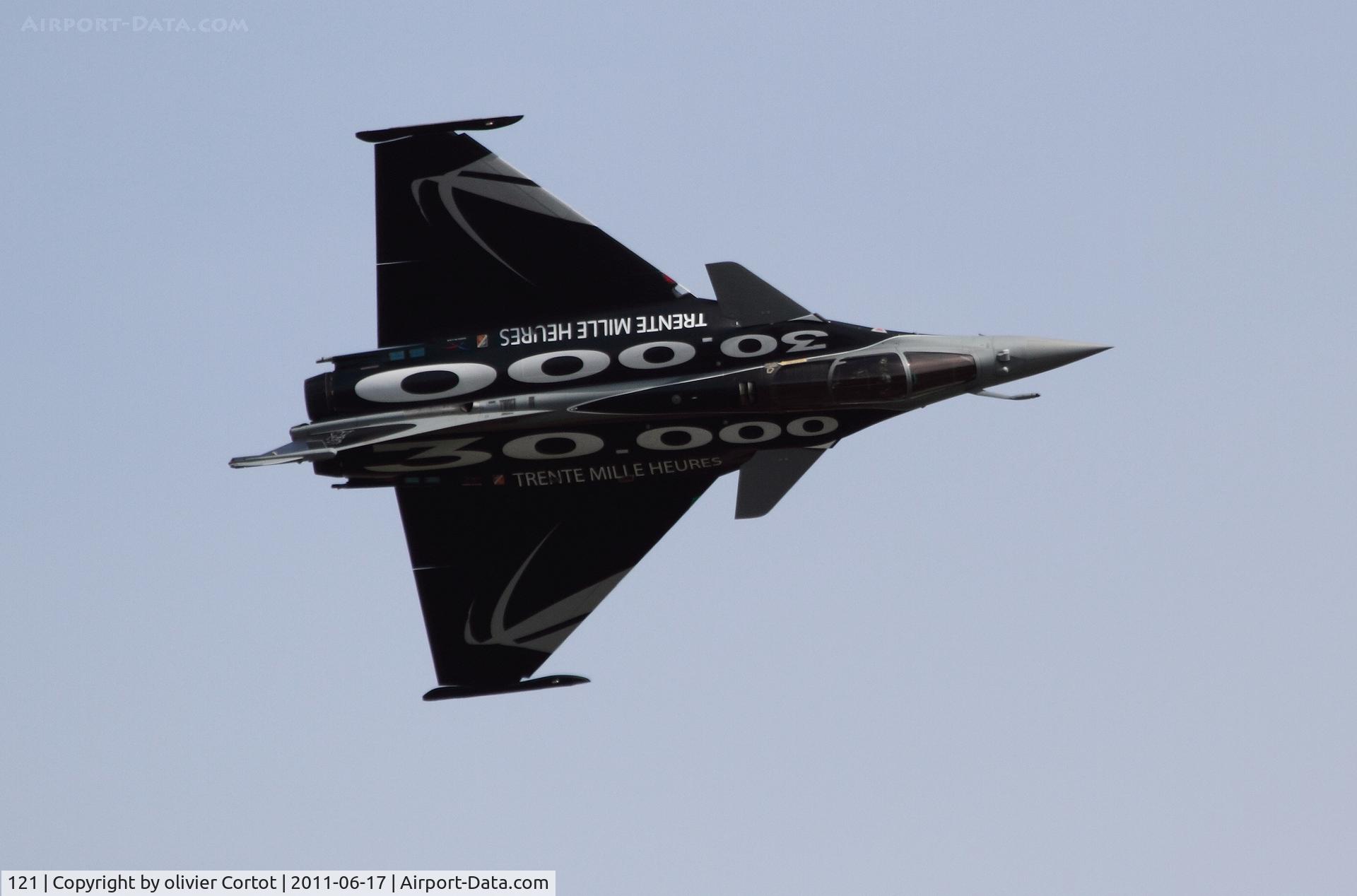 121, Dassault Rafale C C/N 121, 30 000 Hrs on Rafale special paint scheme