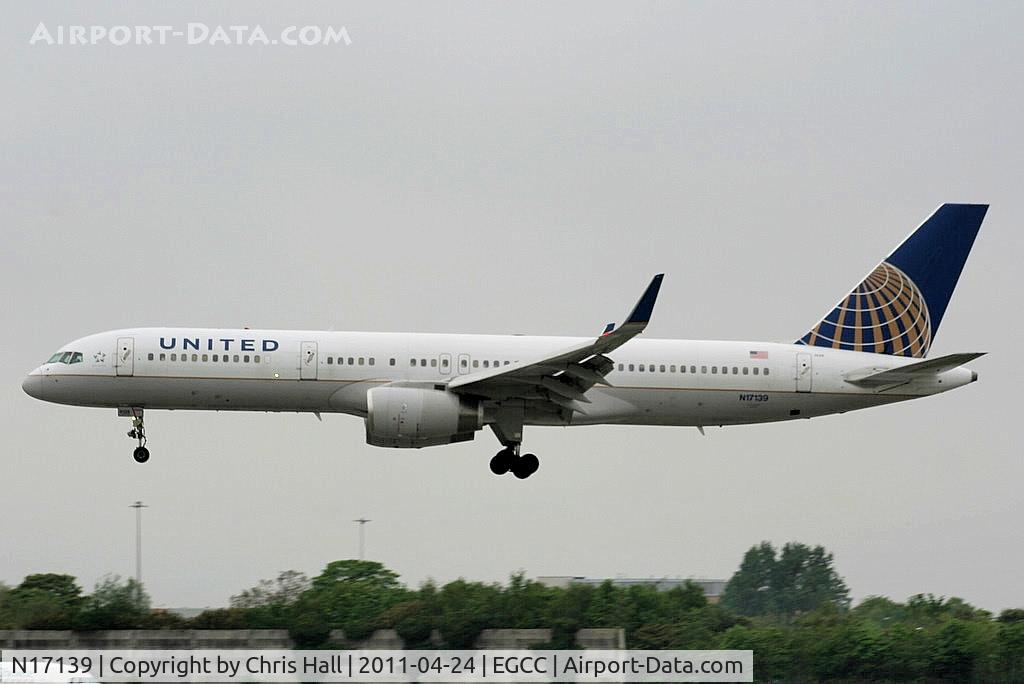 N17139, 2000 Boeing 757-224 C/N 30352, United Airlines