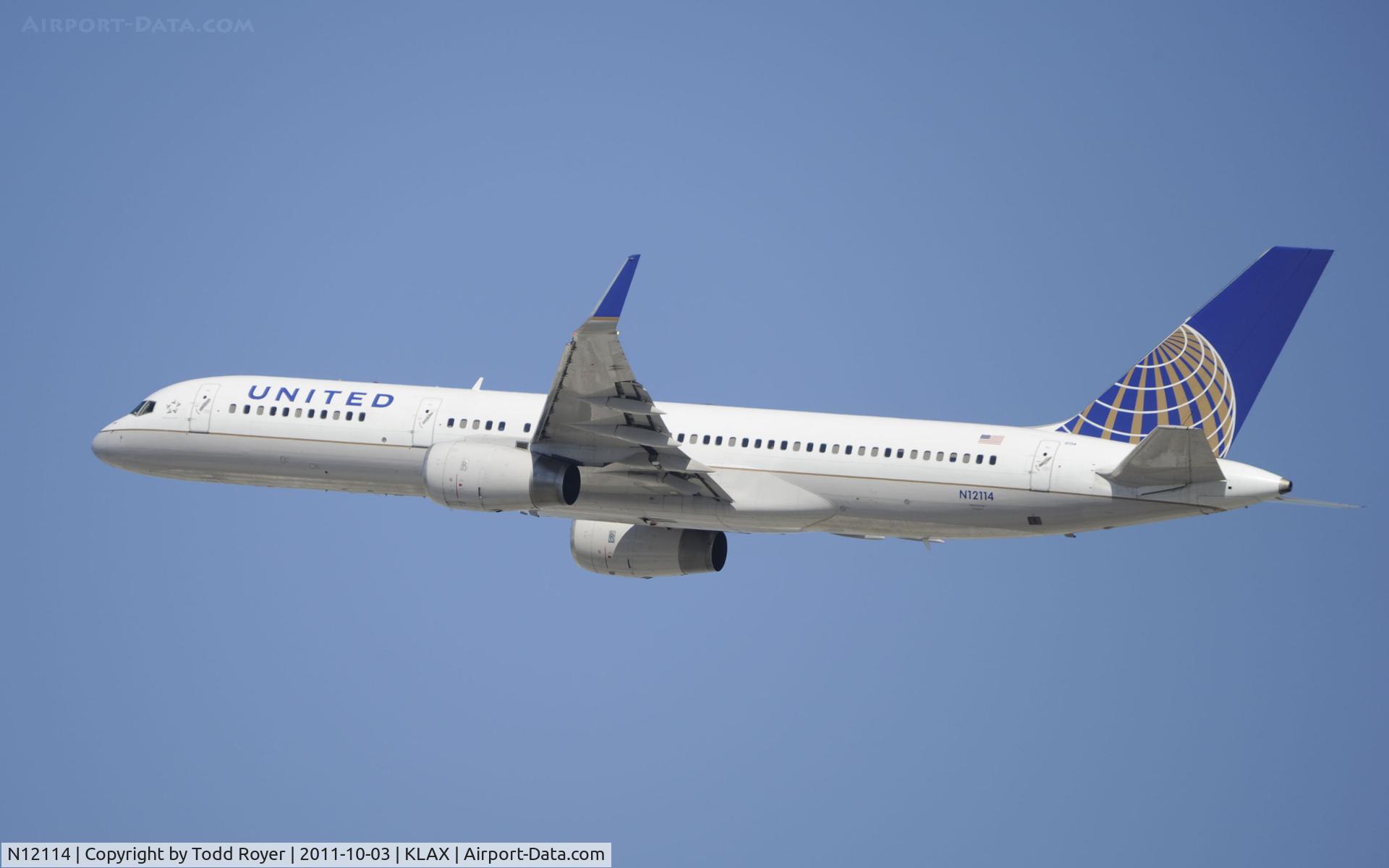 N12114, 1995 Boeing 757-224 C/N 27556, Departing LAX