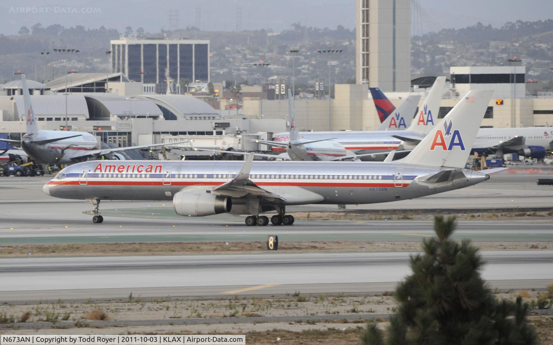 N673AN, 1998 Boeing 757-223 C/N 29423, Arriving at LAX