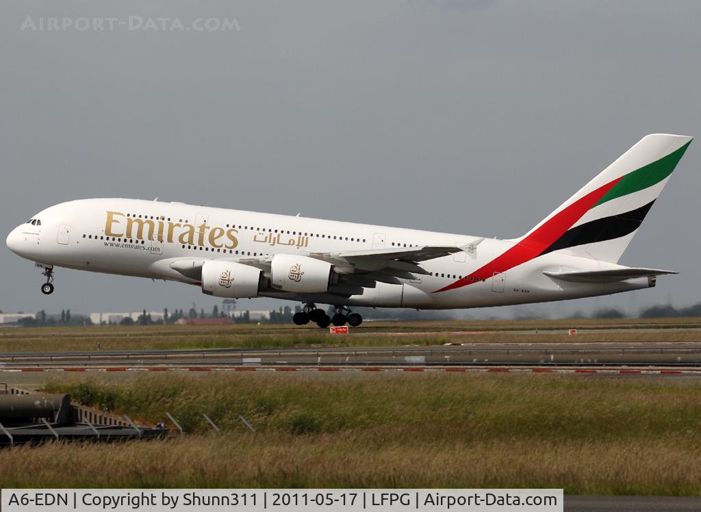 A6-EDN, 2010 Airbus A380-861 C/N 056, On take off...