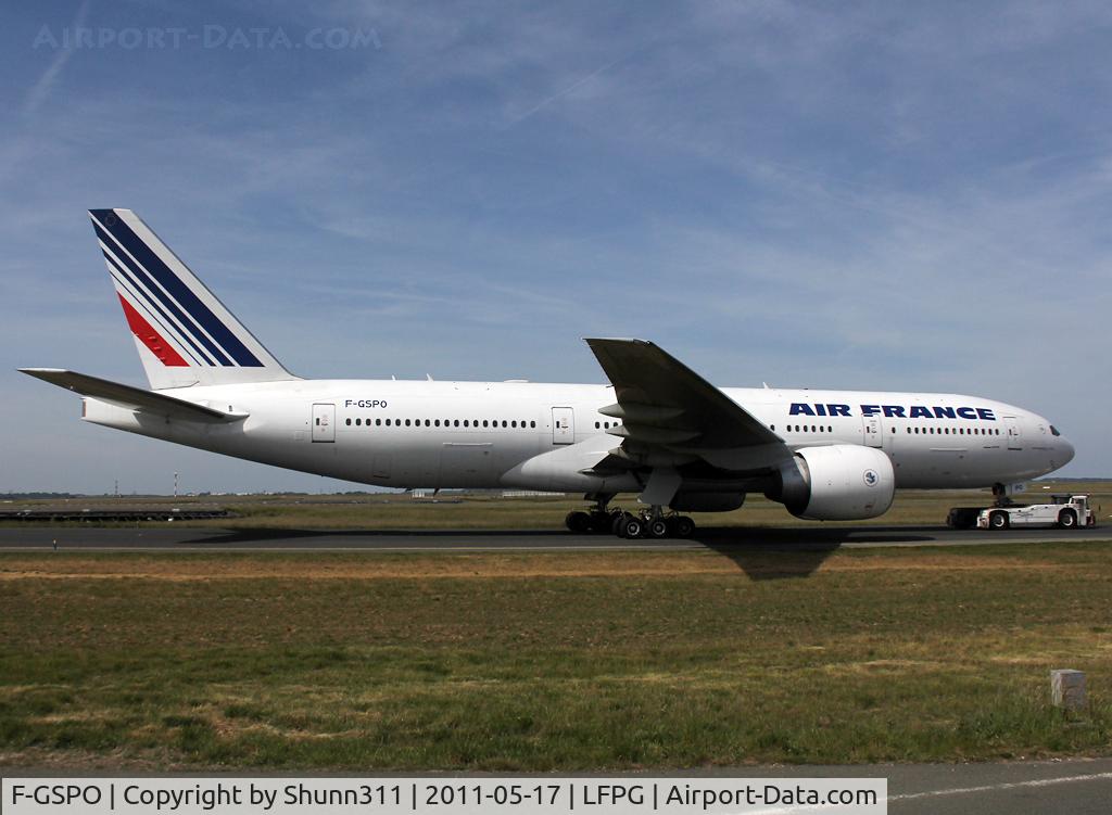 F-GSPO, 2001 Boeing 777-228/ER C/N 30614, Trackted to the Terminal from Air France Maintenance area...
