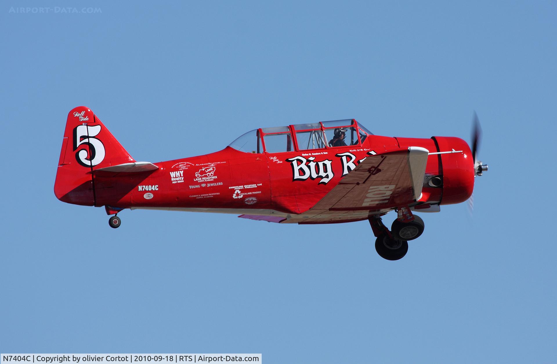 N7404C, 1943 North American SNJ-4 Texan C/N 88-14124, taking off during the 2010 Reno air races