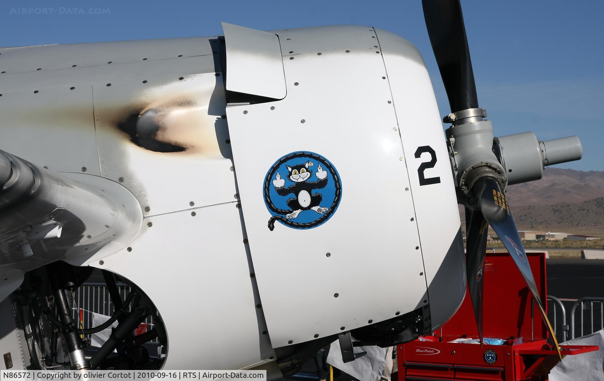 N86572, General Motors (Grumman) FM-2 Wildcat C/N 5626, The cat shows the claws !