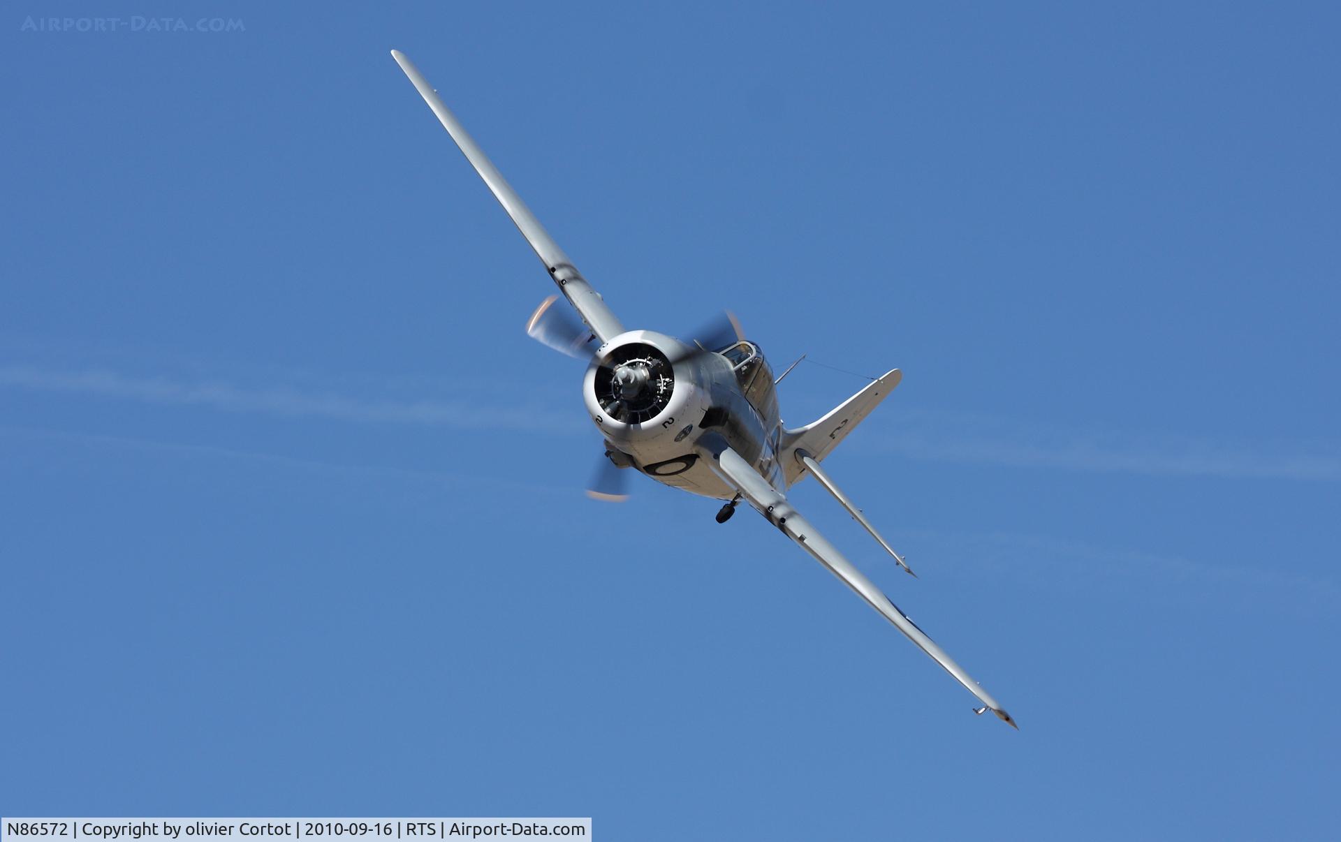 N86572, General Motors (Grumman) FM-2 Wildcat C/N 5626, Reno air races 2010