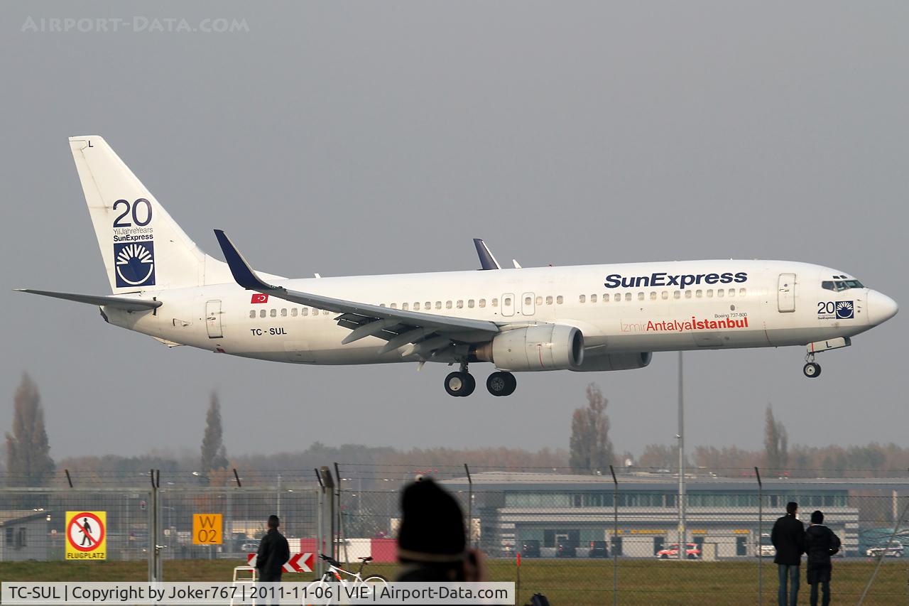 TC-SUL, 1998 Boeing 737-85F C/N 28822, SunExpress